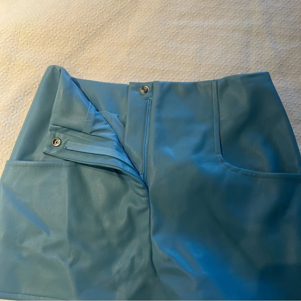 Alexis Fabian Short in Blue- Size M; New with Tags